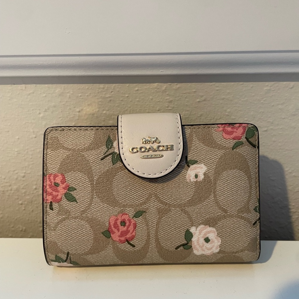 Coach Floral Beige Wallet